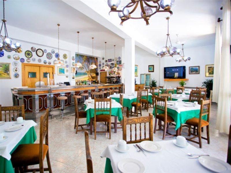 Hostal Villa Cati Peguera Eksteriør bilde